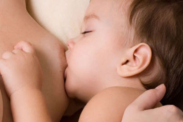Allattamento al seno consigli utili per il benessere di mamma e neonato