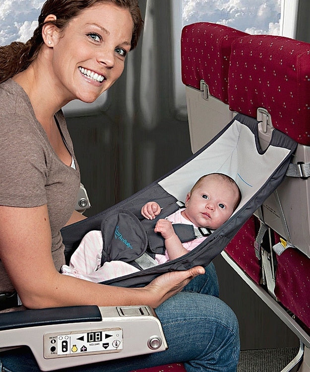 neonato in aereo