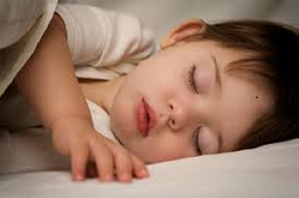 quanto deve dormire un bambino di 3 anni