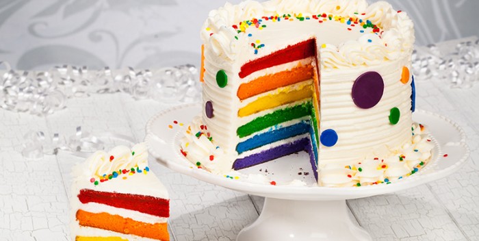 torta arcobaleno 3 700x352