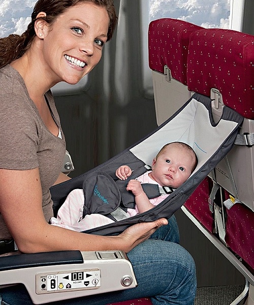 norme per viaggio in aereo di bimbo appena nato