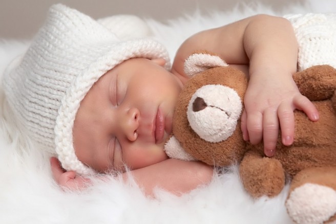 5 trucchi per far dormire i neonati