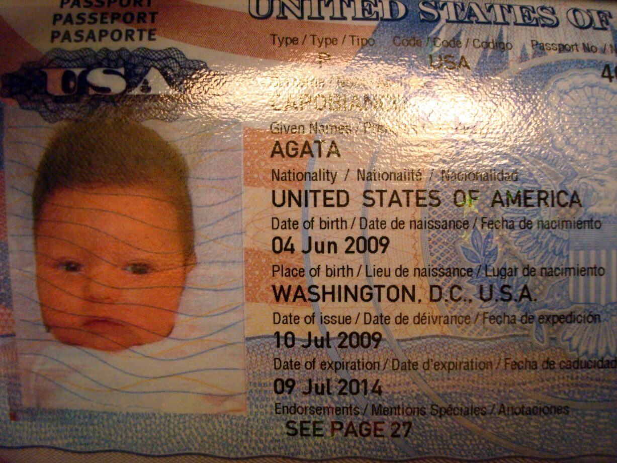 Come fare il passaporto per il neonato