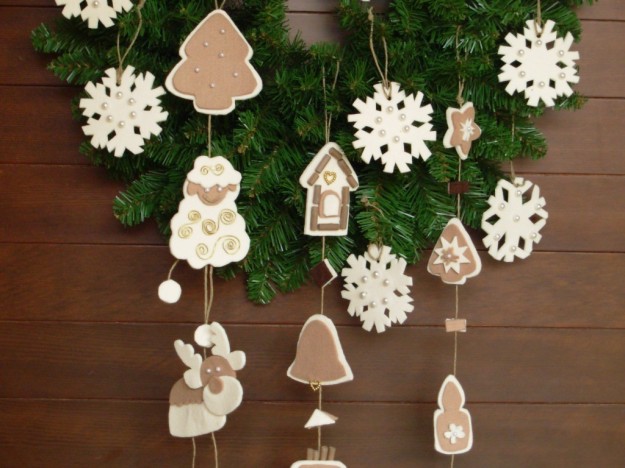 Come fare decorazioni albero di Natale con pasta di sale