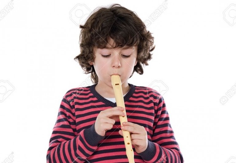 come i bimbi possono imparare a suonare il flauto dolce