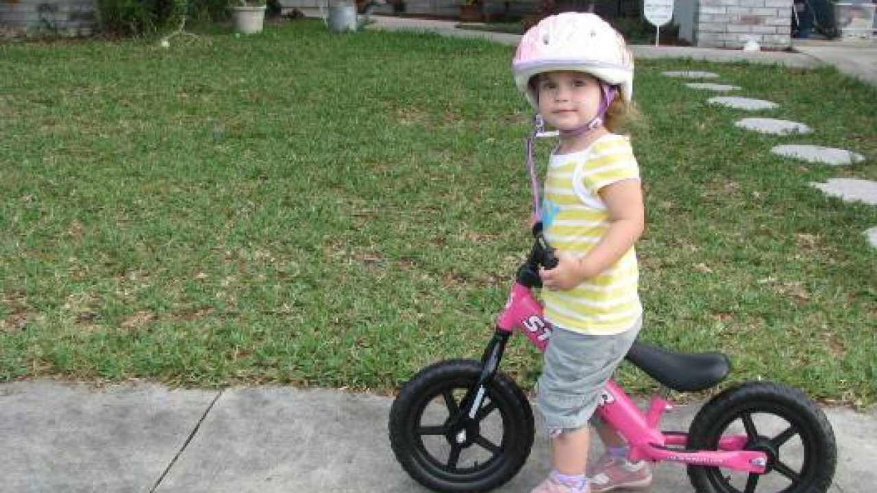 Come insegnare a pedalare ai bambini senza rotelle | Mamme Magazine