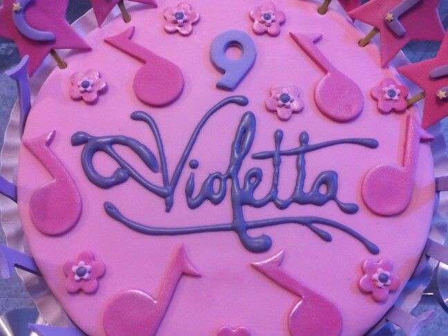 Come Fare Torta Violetta a Due Piani