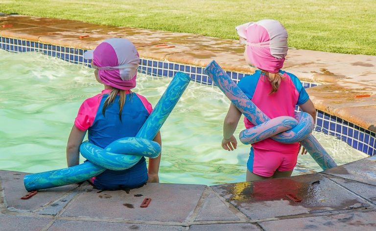 Cuffia da piscina in tessuto per bambini