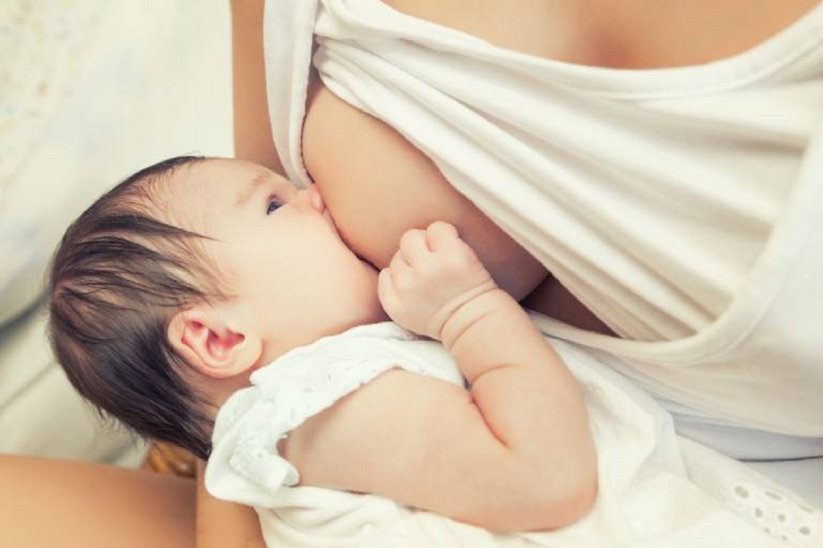 come funziona davvero l'allattamento al seno