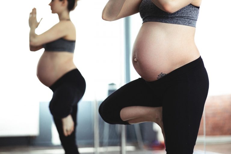 Yoga in gravidanza secondo trimestre