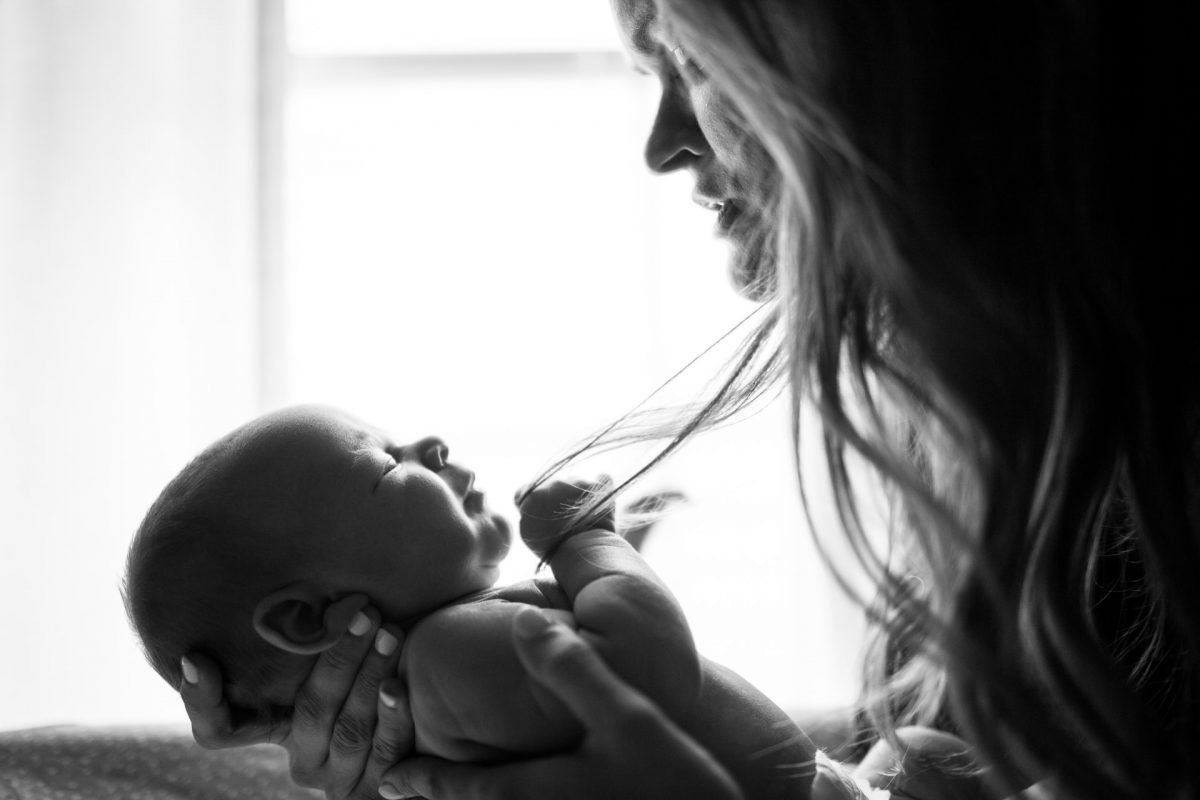 baciare bambino latte materno