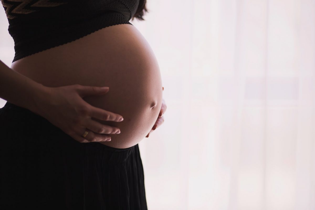 benefici sollevare pesi in gravidanza