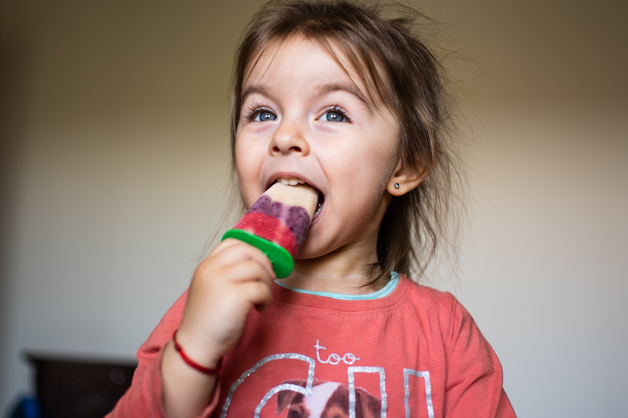 convincere i bambini a mangiare sano
