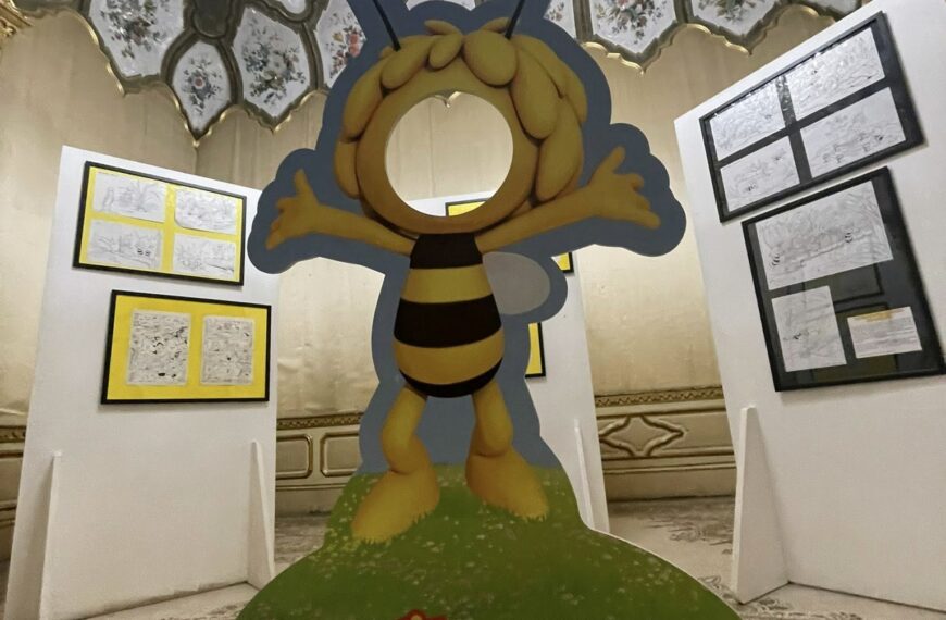 Andare per mostre in famiglia: i 50 anni dell’Ape Maia