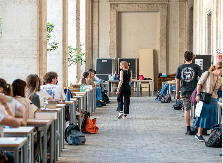 Maturità per 527mila: conta anche la condotta