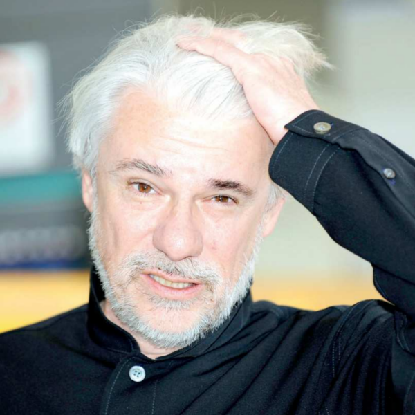 Genitori famosi. Ricky Tognazzi racconta il rapporto con Ugo: «Il mio segreto con papà si chiamava complicità»